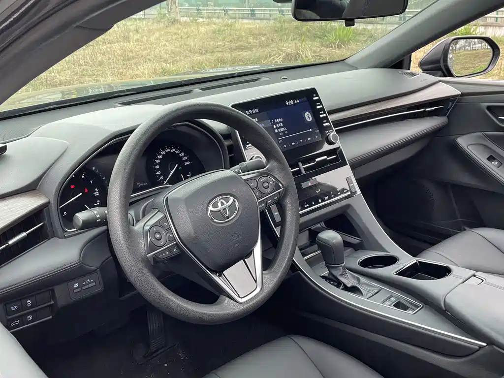TOYOTA AVALON 2021
