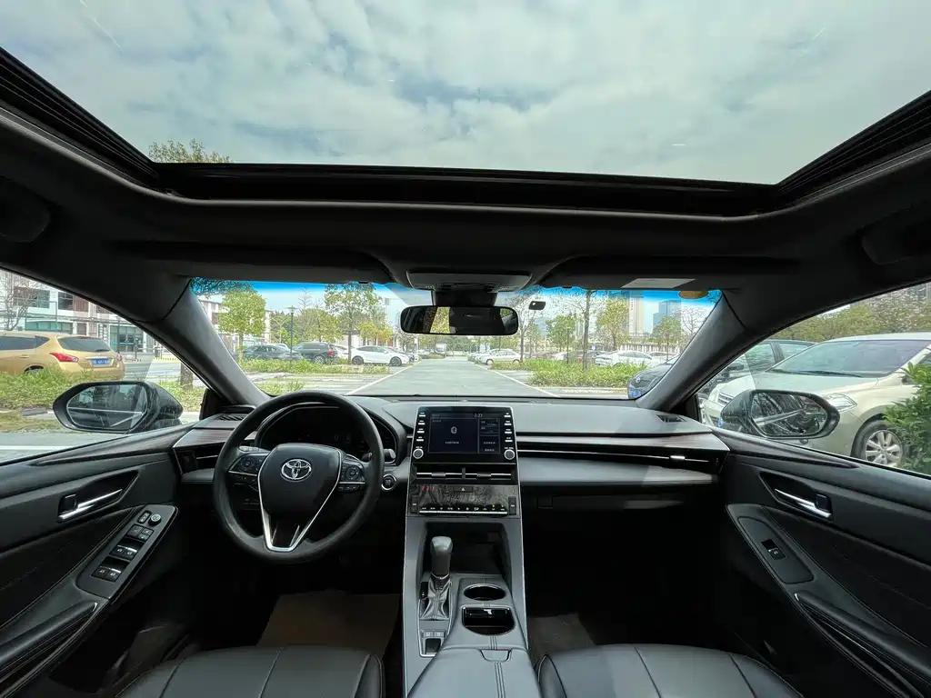 TOYOTA AVALON 2021