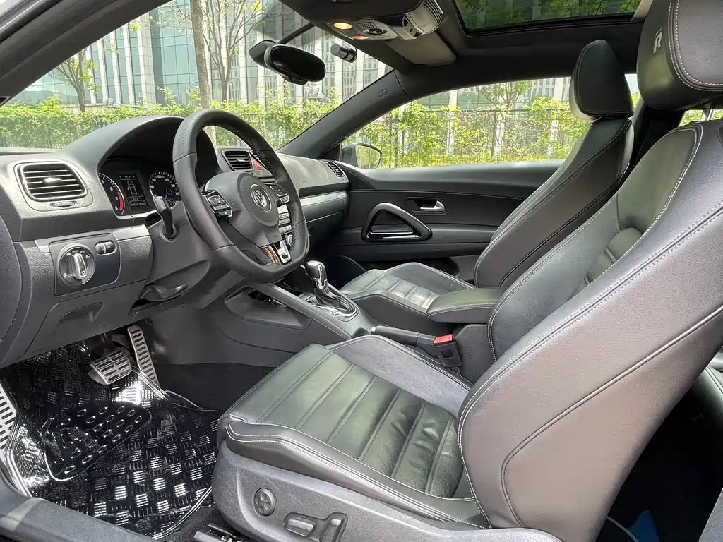 VOLKSWAGEN SCIROCCO 2014
