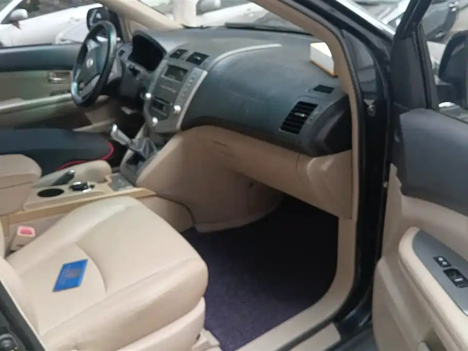 BYD S6 2013