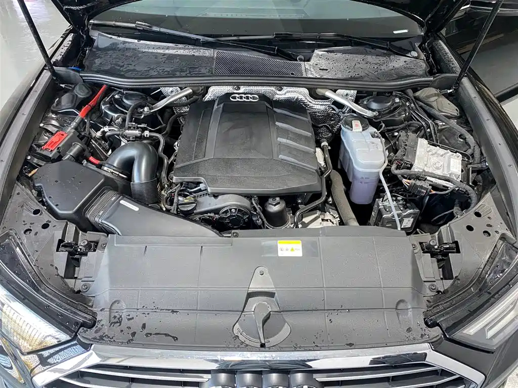 AUDI A6L 2021