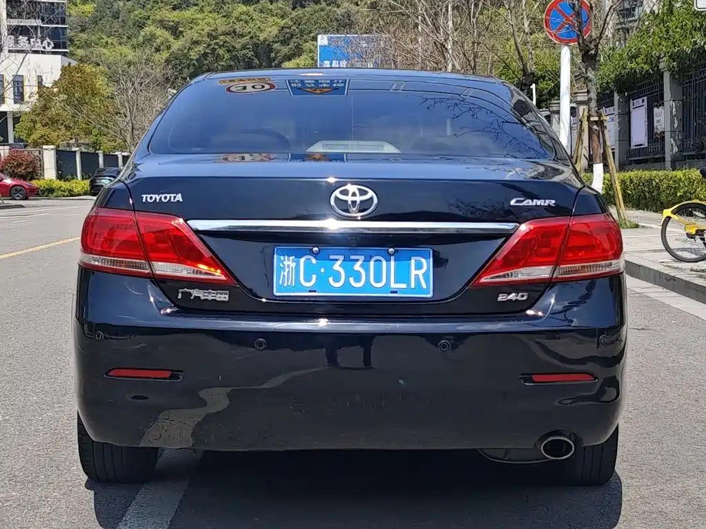 TOYOTA CAMRY 2010