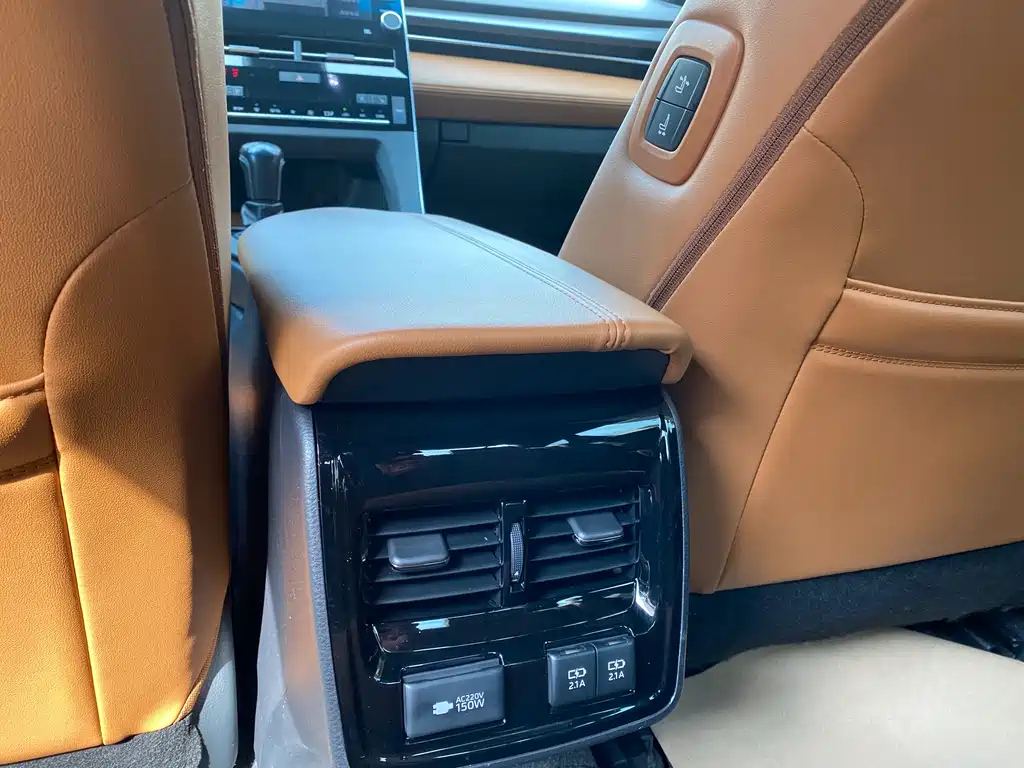 TOYOTA AVALON 2019