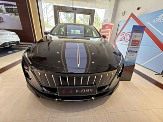 HONGQI E-QM5