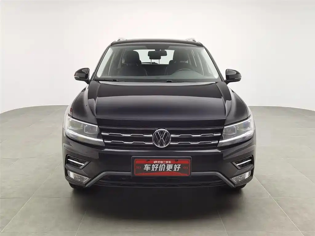 VOLKSWAGEN TIGUAN L 2020