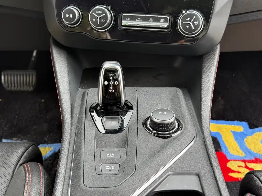 LYNK&CO 03 2019
