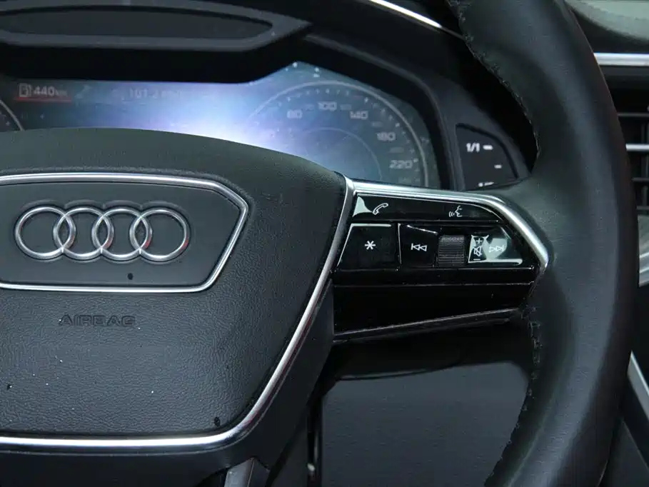 AUDI A6L 2021