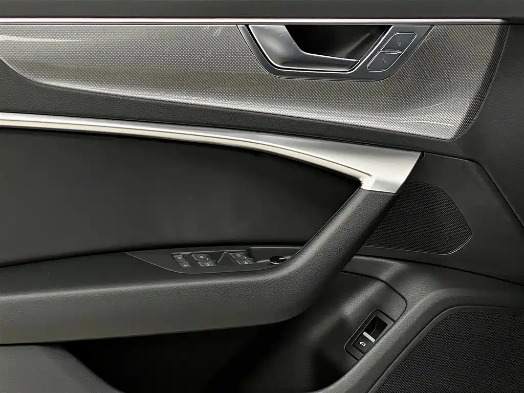 AUDI A6L 2023