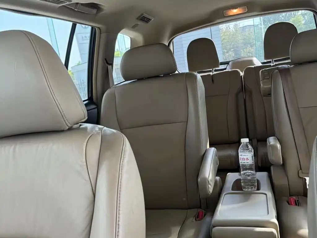 TOYOTA HIGHLANDER 2013