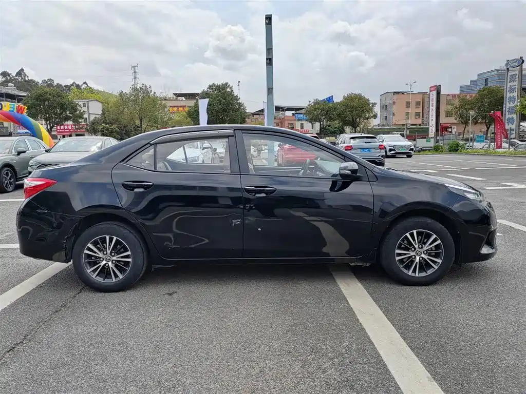 TOYOTA RALINK 2015