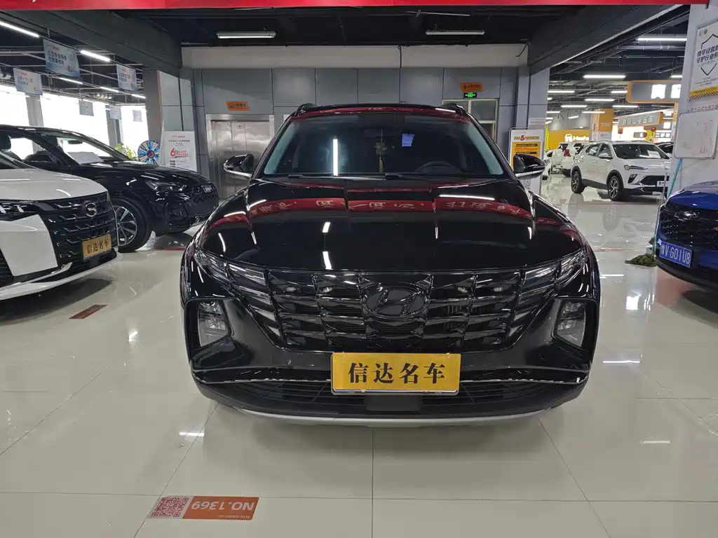 HYUNDAI TUCSON 2023