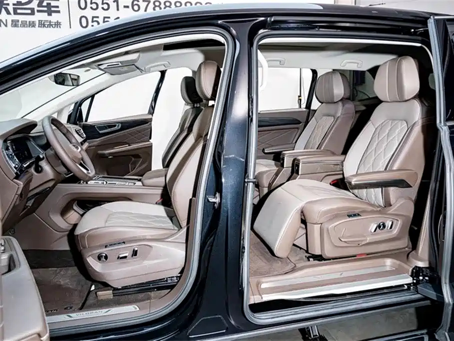 VOLKSWAGEN VILORAN 2024