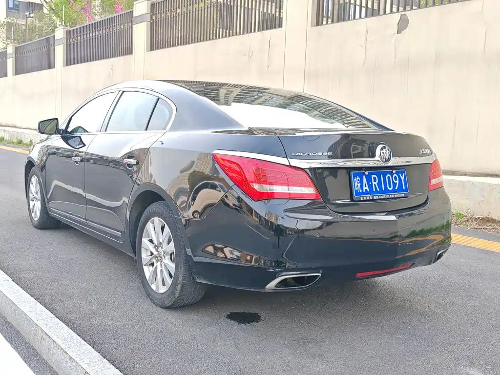 BUICK LACROSSE 2015