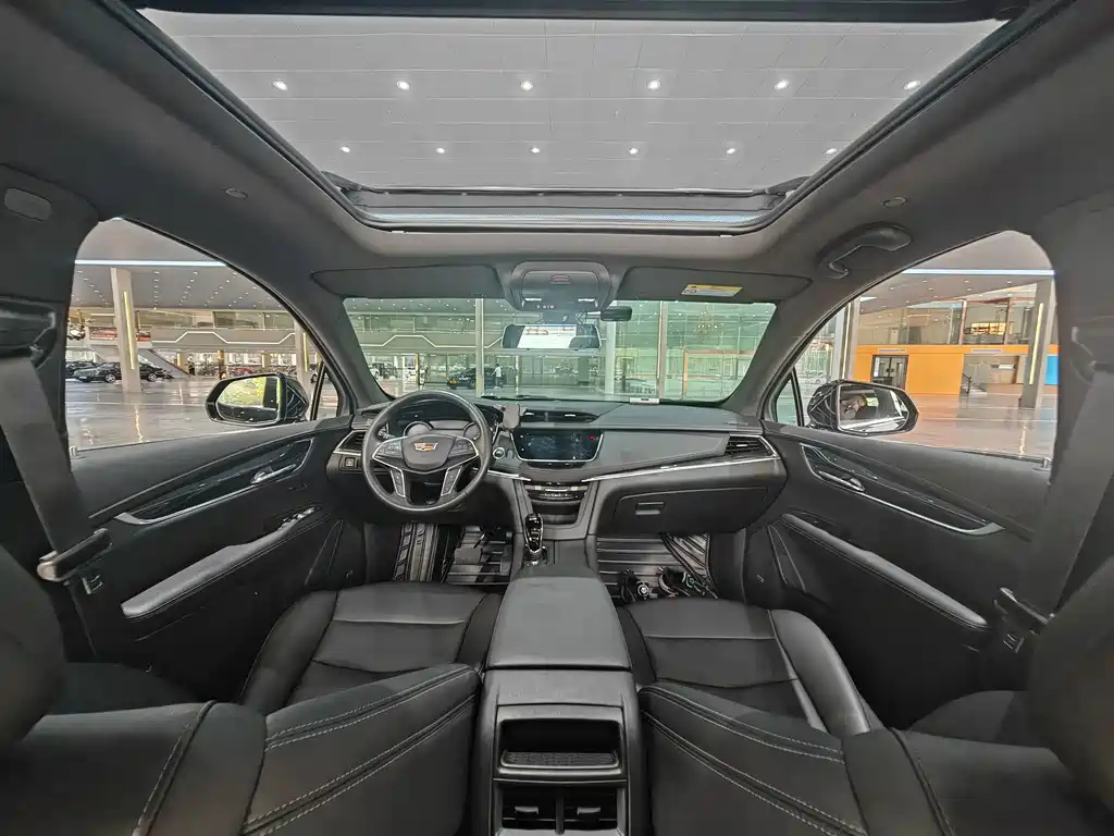 CADILLAC XT5 2021