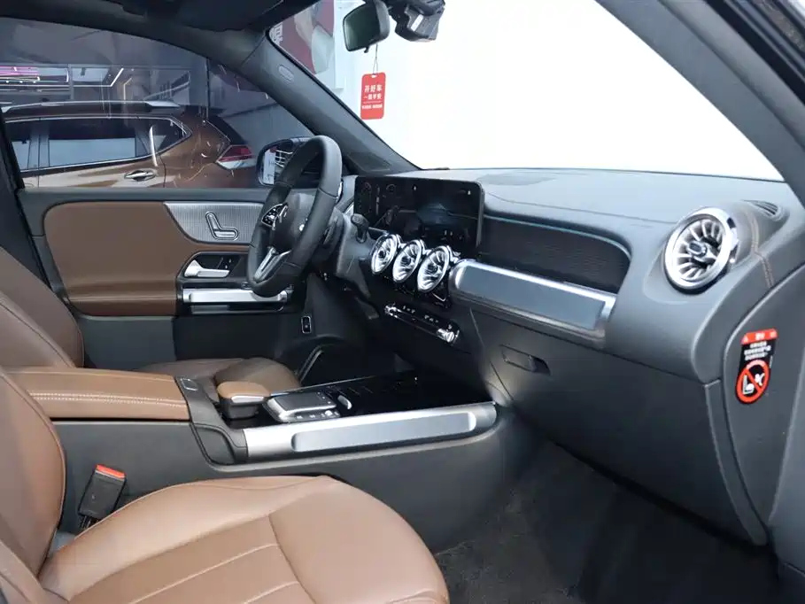 MERCEDES BENZ GLB 2022