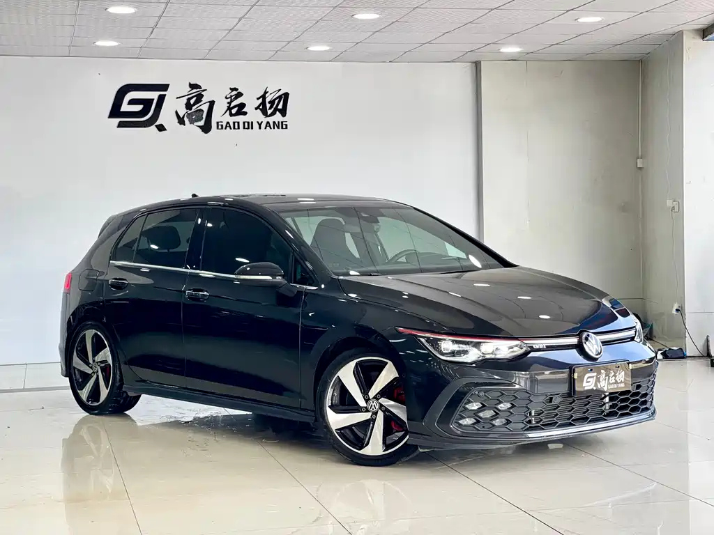 VOLKSWAGEN GOLF GTI 2021