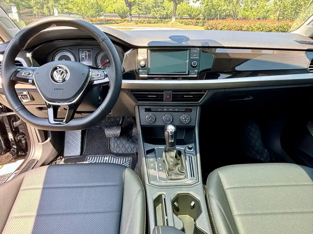 VOLKSWAGEN LAVIDA 2018