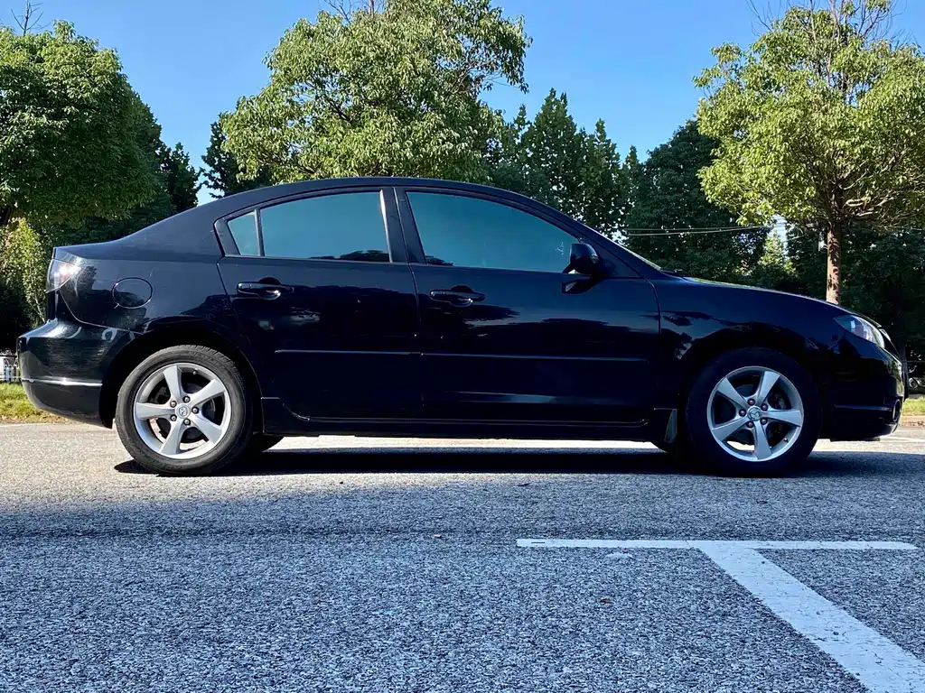MAZDA 3 2009