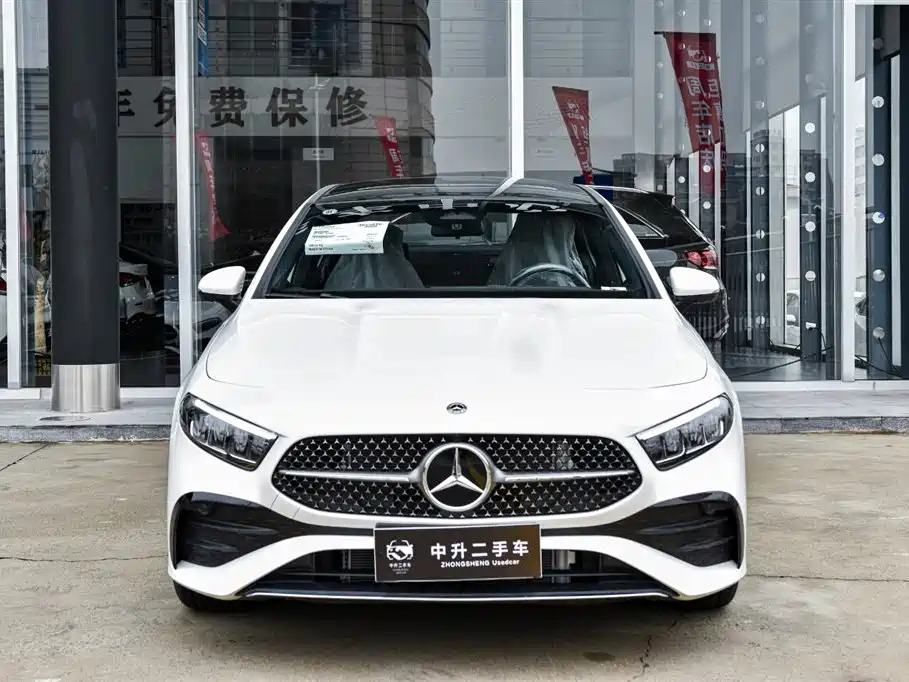 MERCEDES BENZ A-CLASS 2024