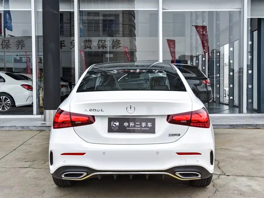 MERCEDES BENZ A-CLASS 2024