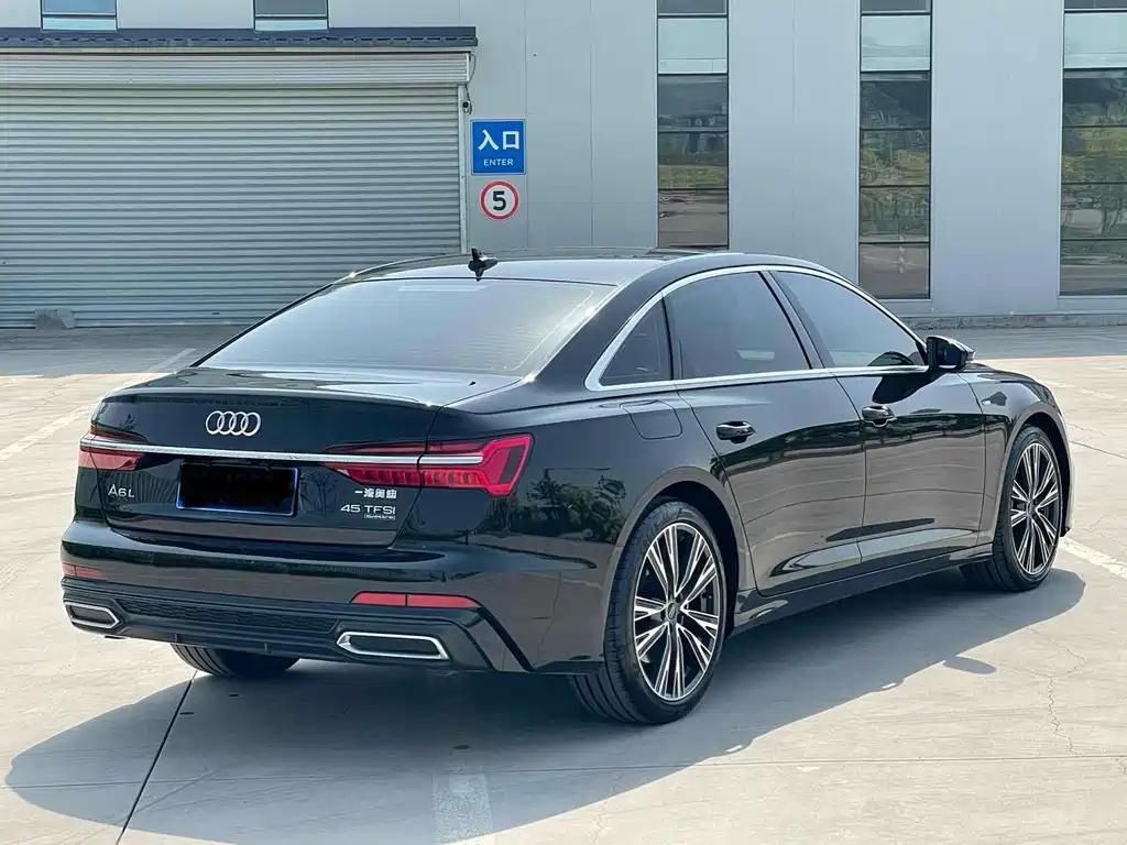 AUDI A6L 2021