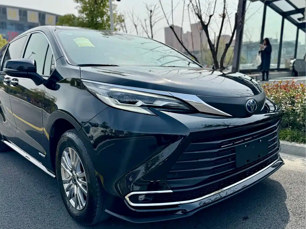 TOYOTA SIENNA SIENNA 2024