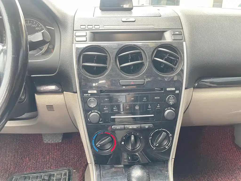 MAZDA 6 2011