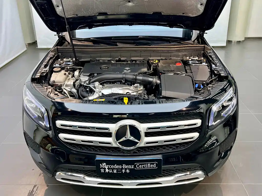 MERCEDES BENZ GLB 2023