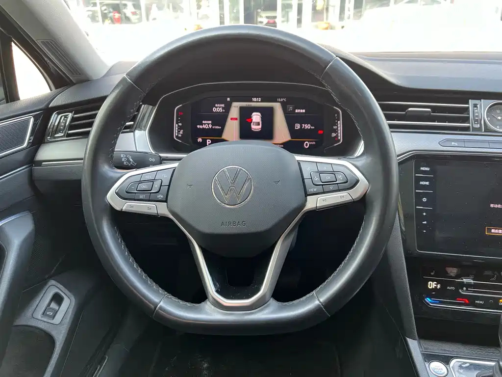 VOLKSWAGEN MAGOTAN 2022