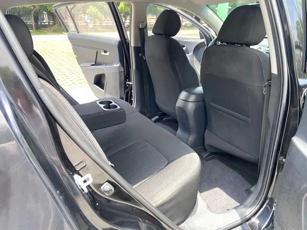 KIA SPORTAGE 2012