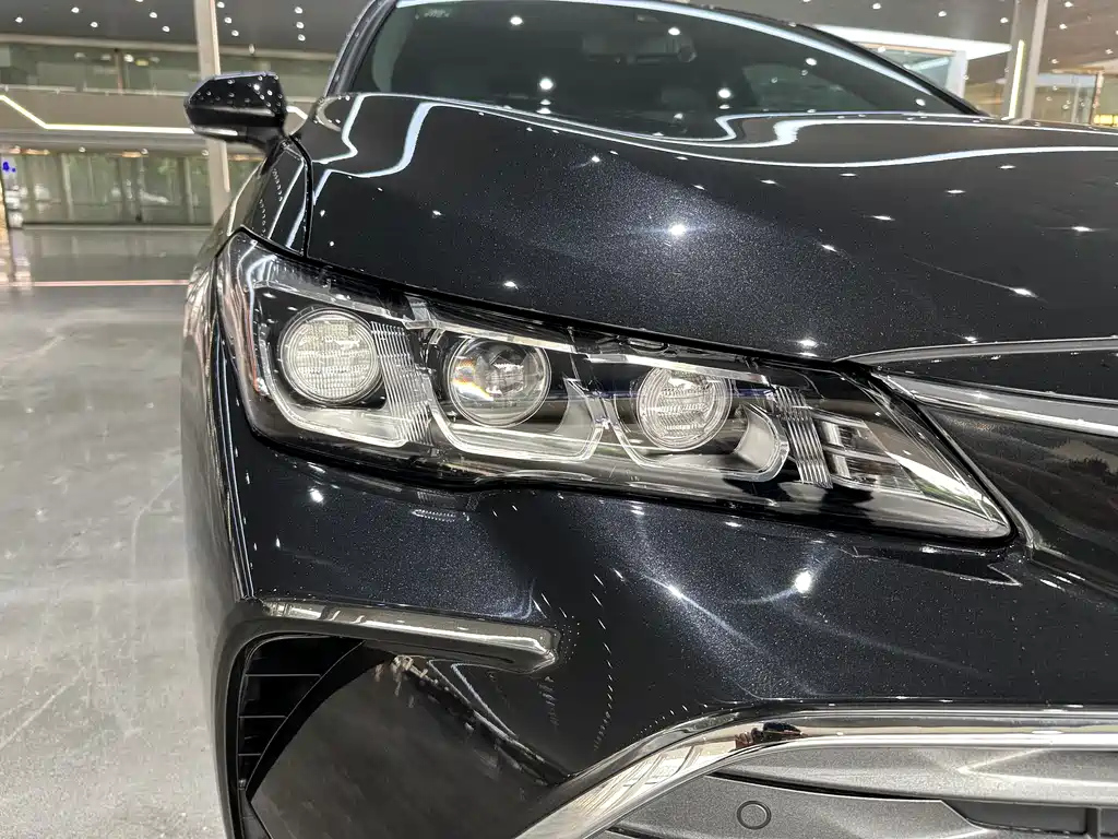 TOYOTA AVALON 2020