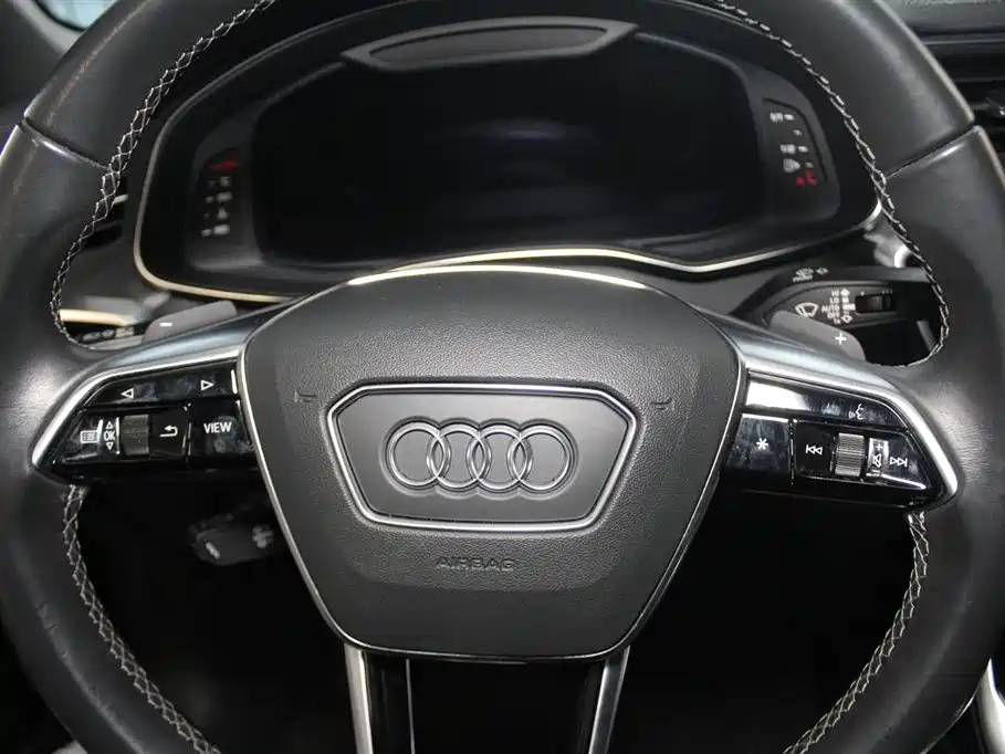 AUDI A6L 2021