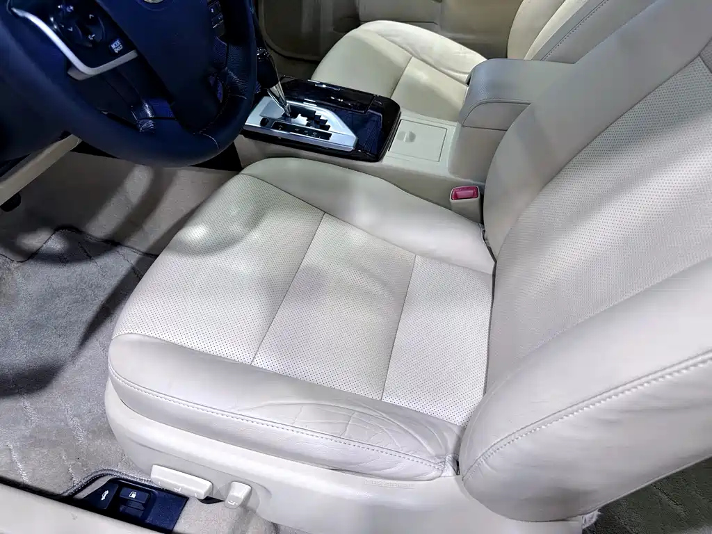 TOYOTA CAMRY 2016