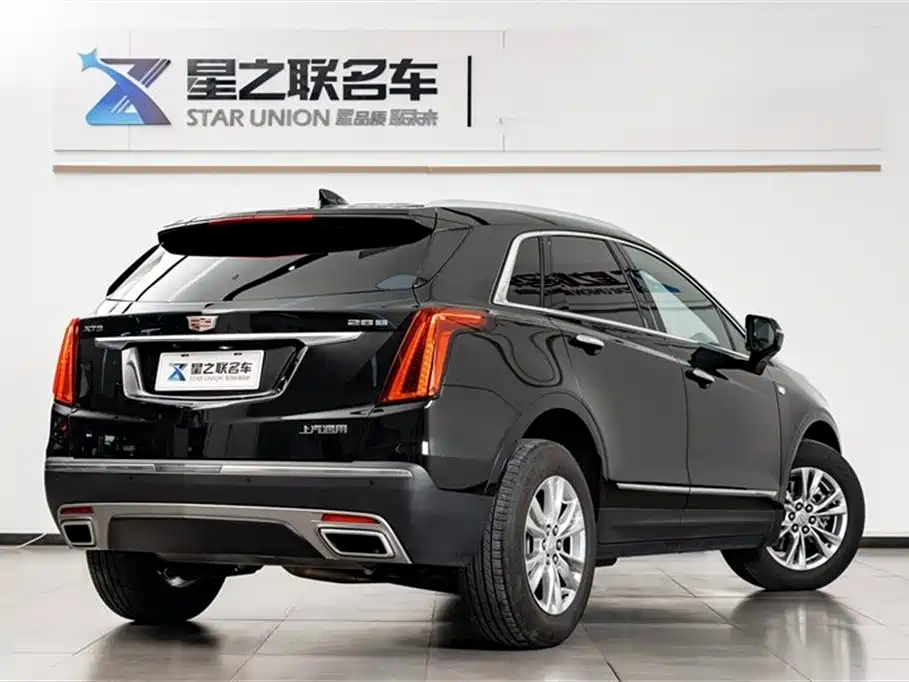 CADILLAC XT5 2023