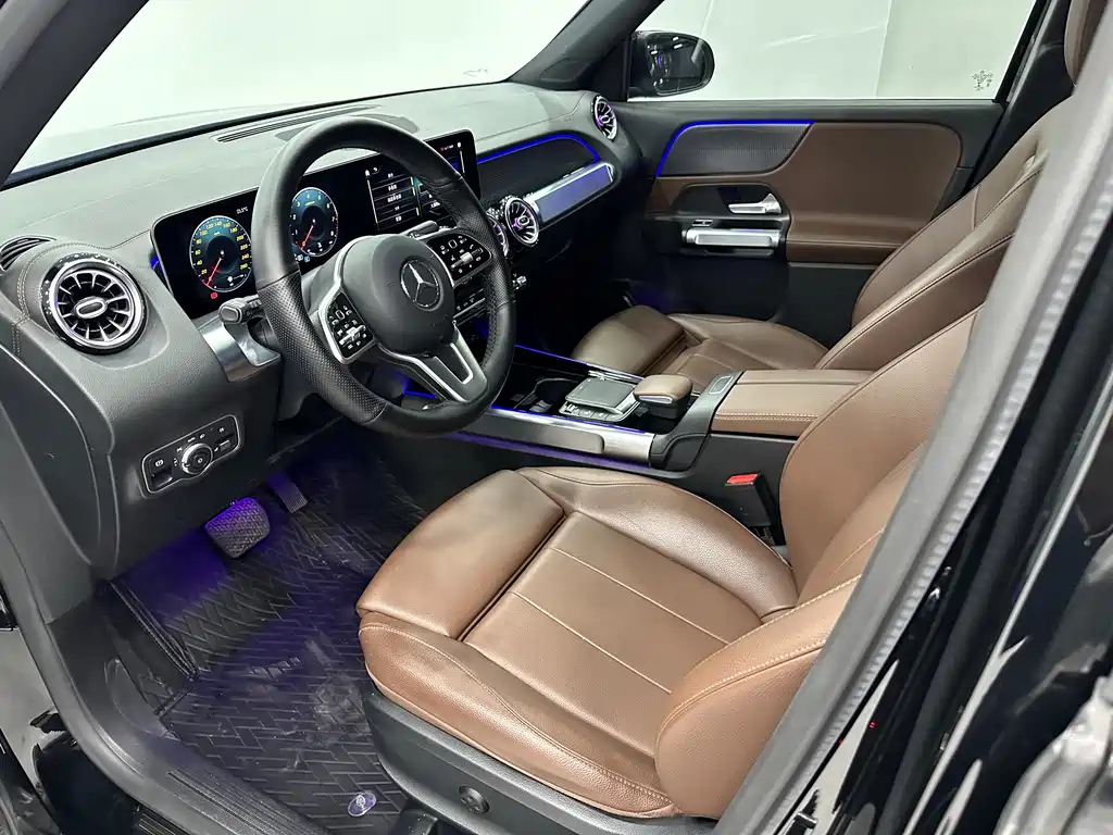 MERCEDES BENZ GLB 2020
