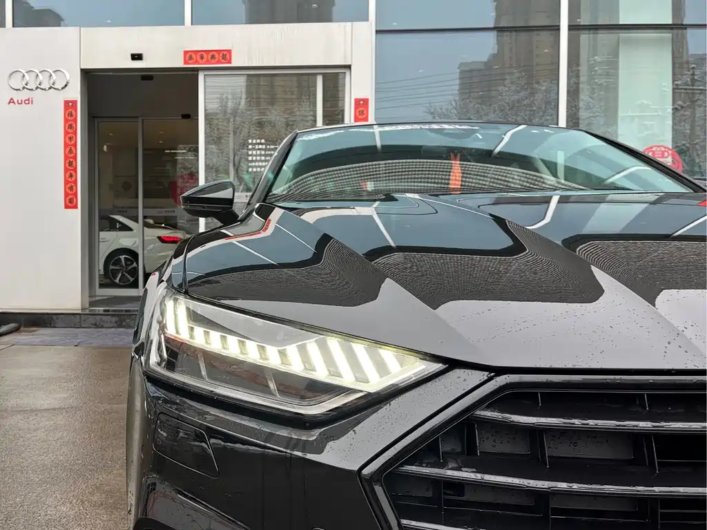 AUDI A7 2024
