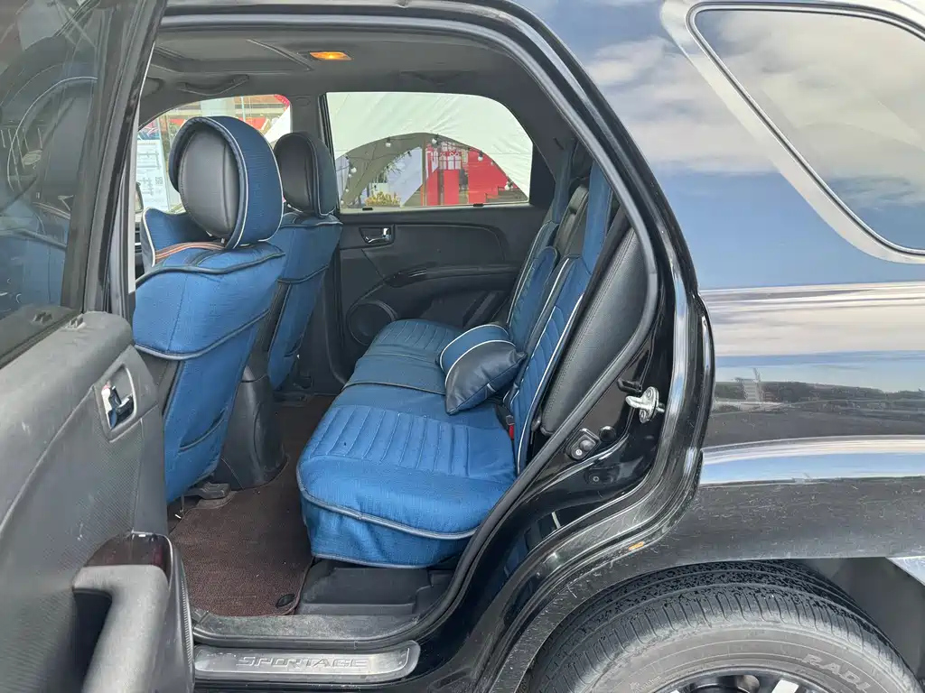 KIA SPORTAGE 2010