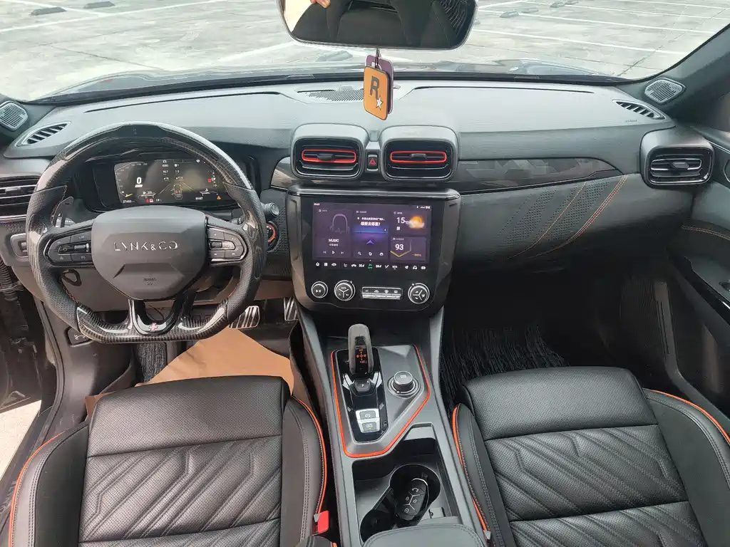 LYNK&CO 02 HATCHBACK 2021
