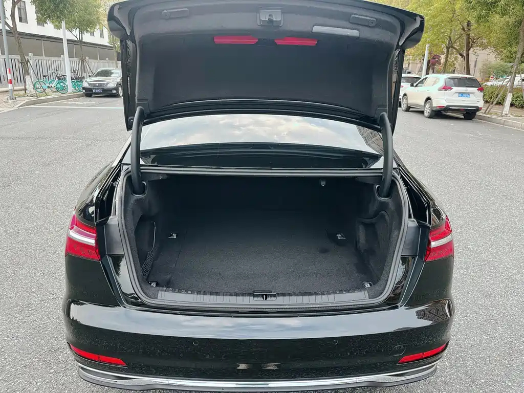 AUDI A6L 2023