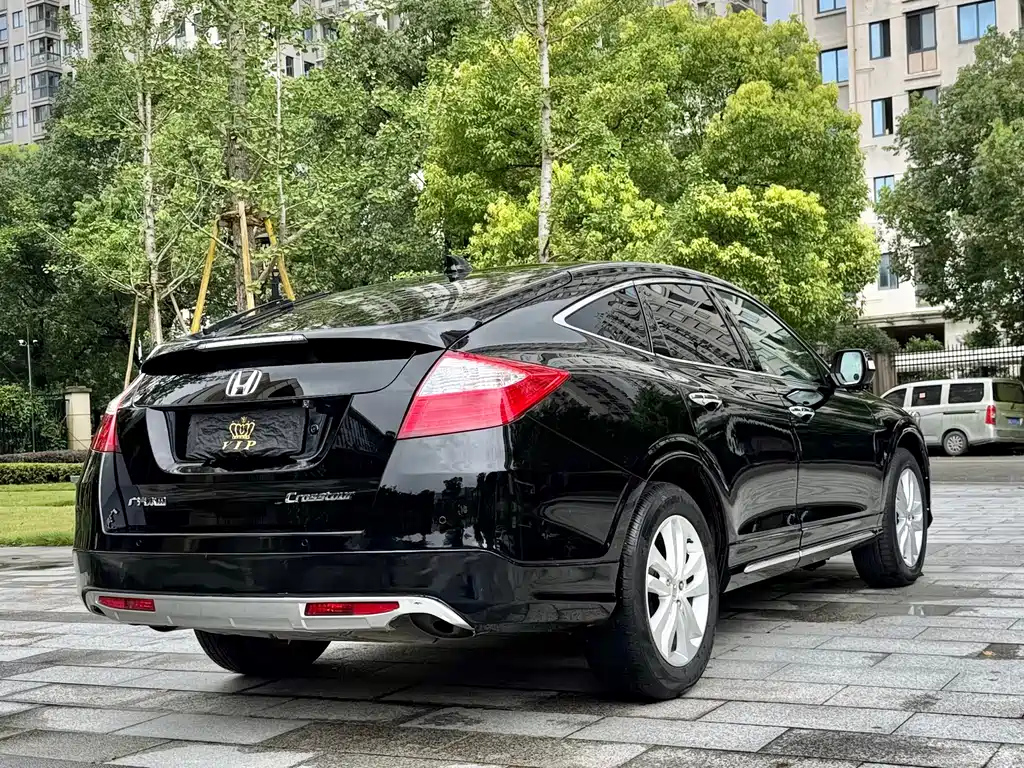 HONDA CROSSTOUR 2014