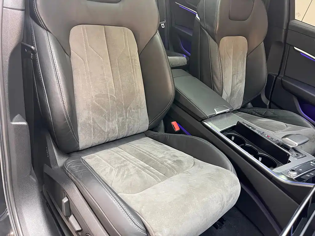AUDI A6L 2021