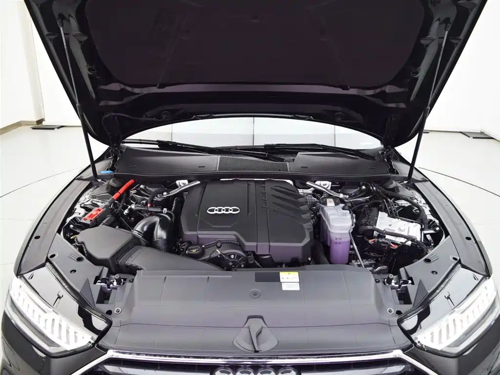 AUDI A7 2024