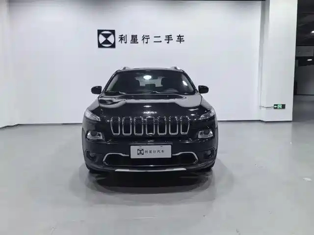 JEEP CHEROKEE 2018