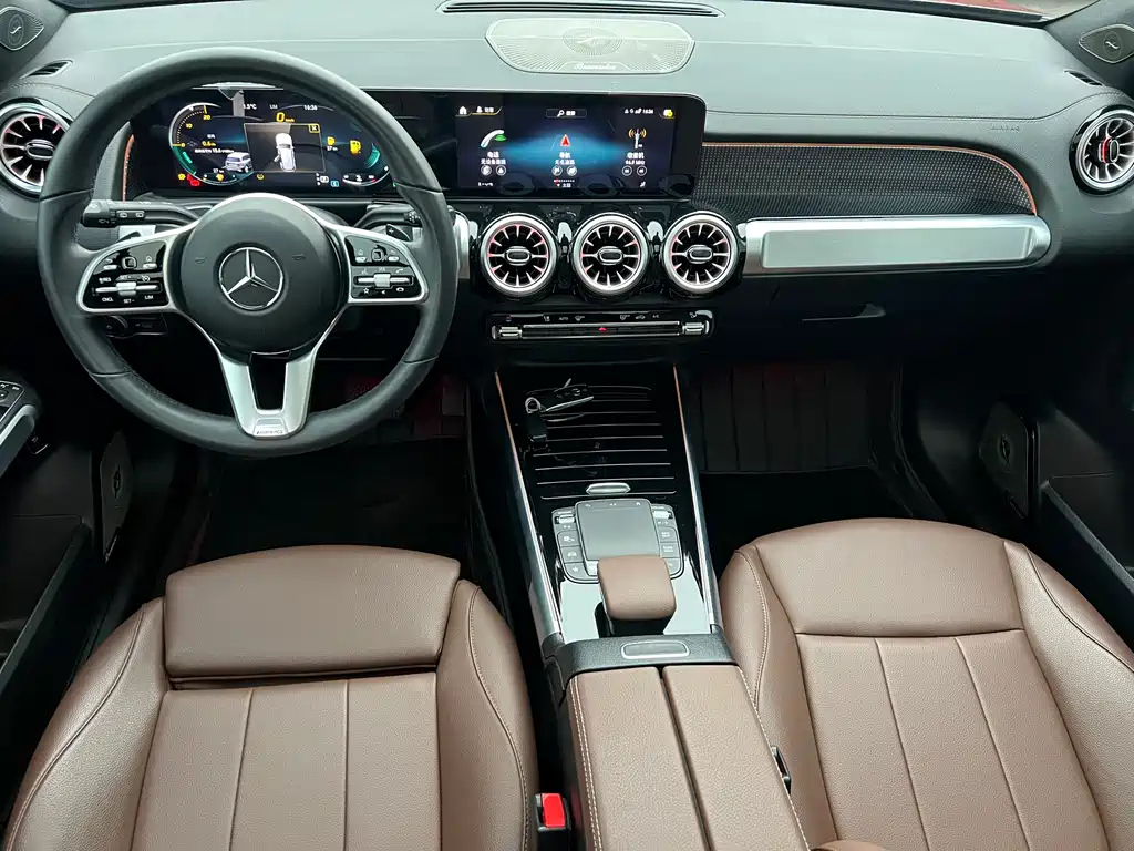 MERCEDES BENZ GLB 2022