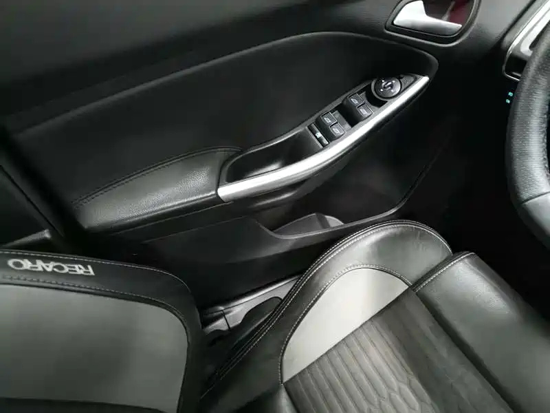 FORD FOCUS IMPORT 2014