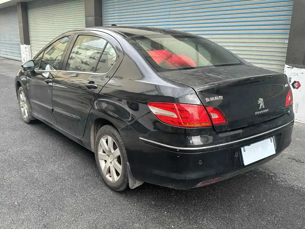 PEUGEOT 408 2013