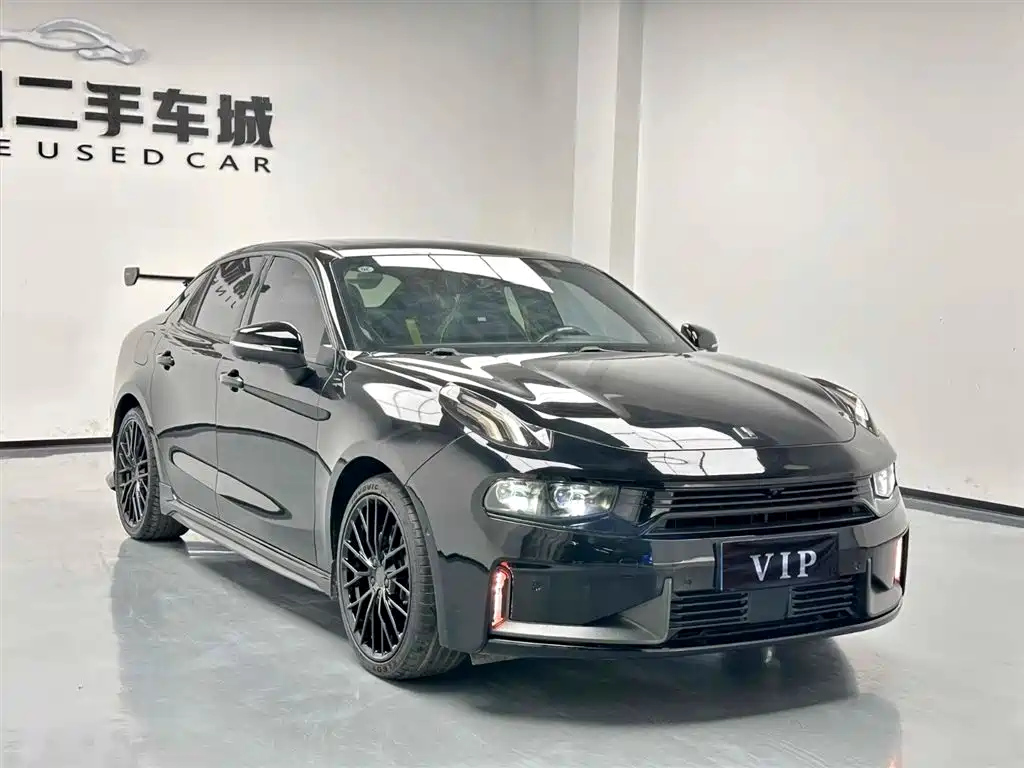 LYNK&CO 03 2021