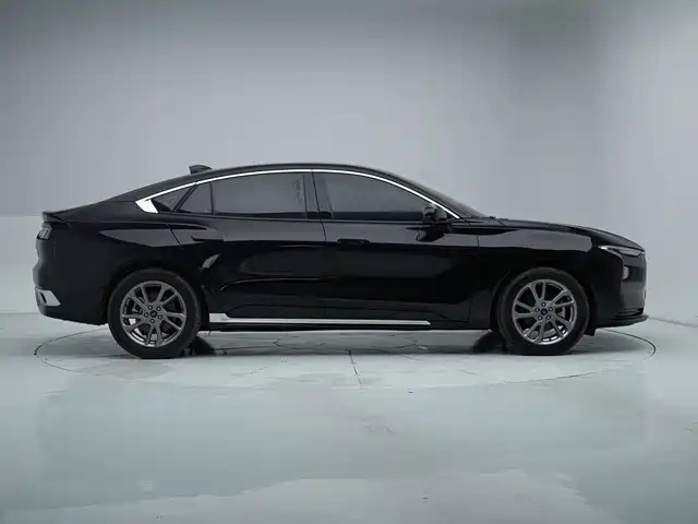 FORD MONDEO 2023