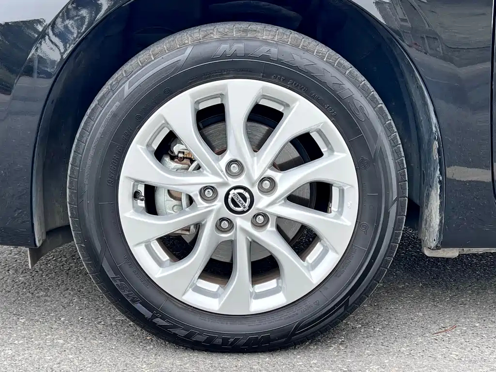 NISSAN SYLPHY 2022