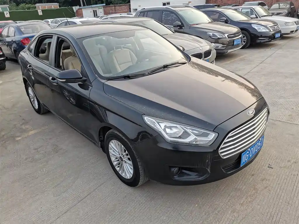 FORD ESCORT 2016